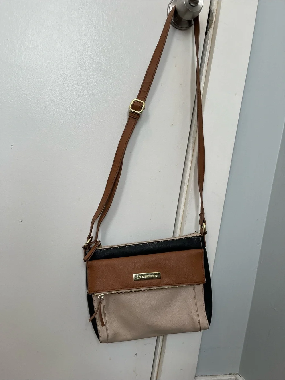 Liz Claiborne Black, Brown & Cream Crossbody Bag Neutral purse